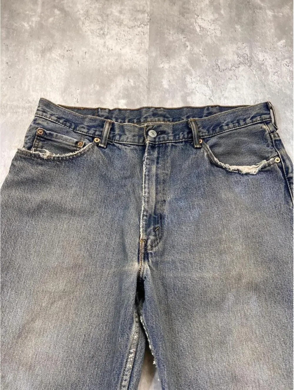 Vintage Levi’s Mudwash Distressed Jeans Faded Straight Leg Denim